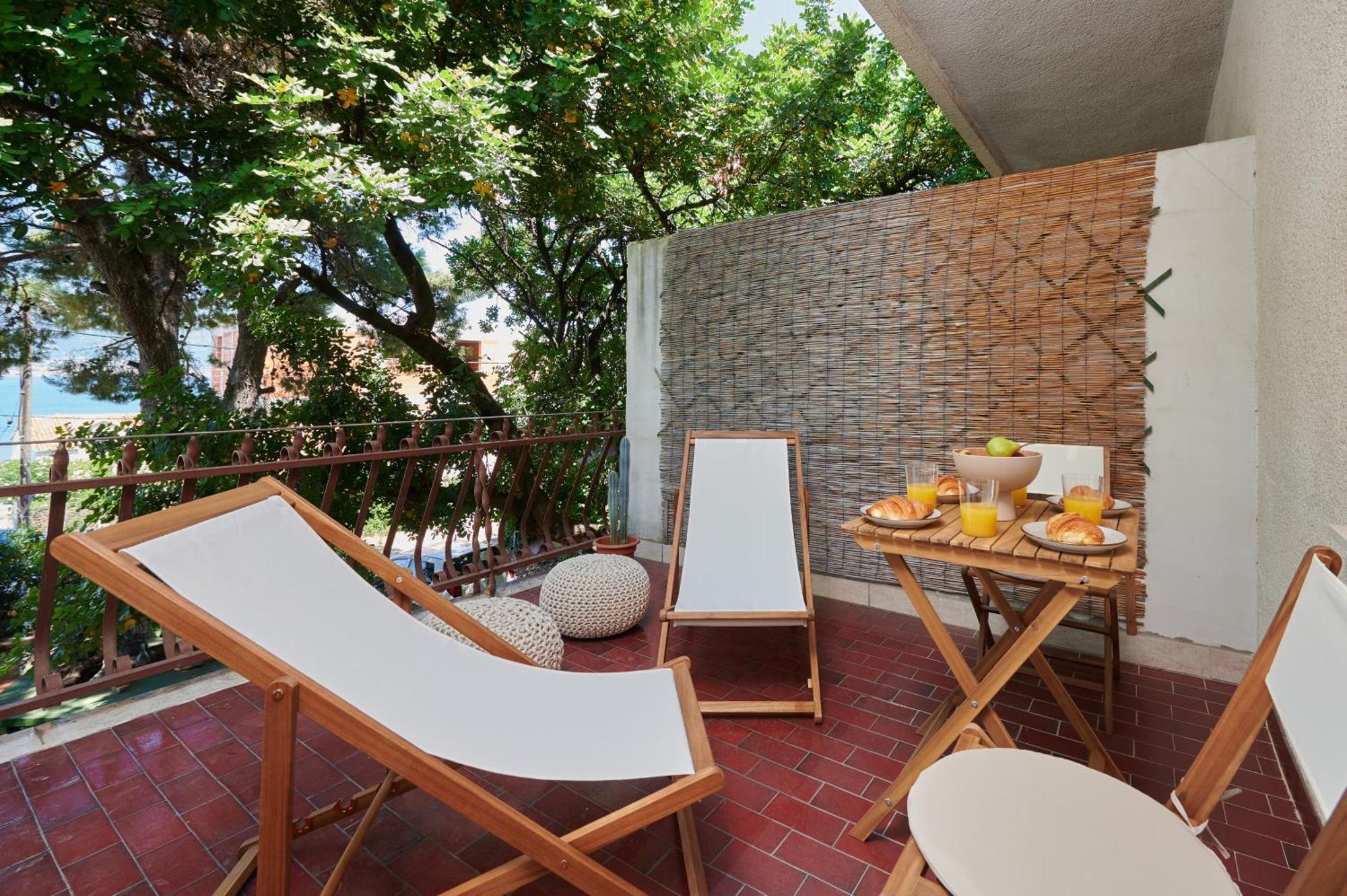 Zen Garden Sew View Apartment *
